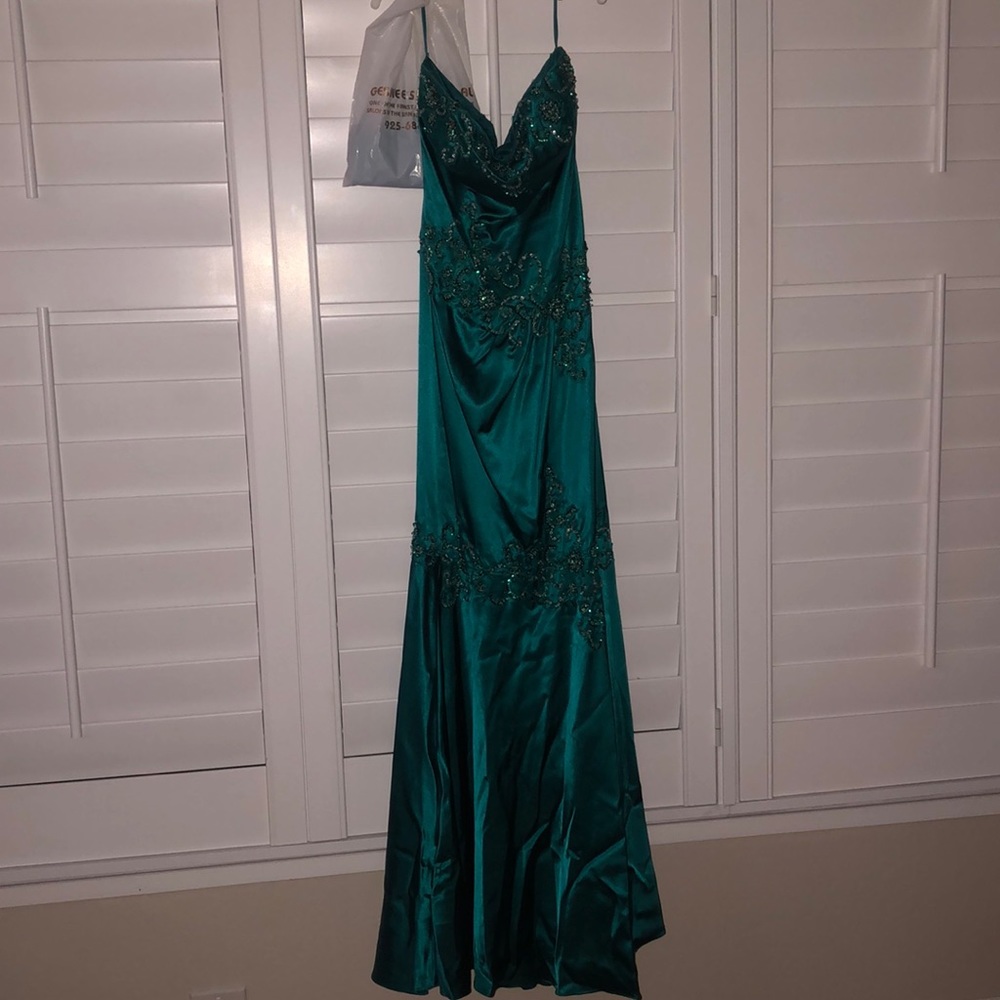 Long fancy blueish dress